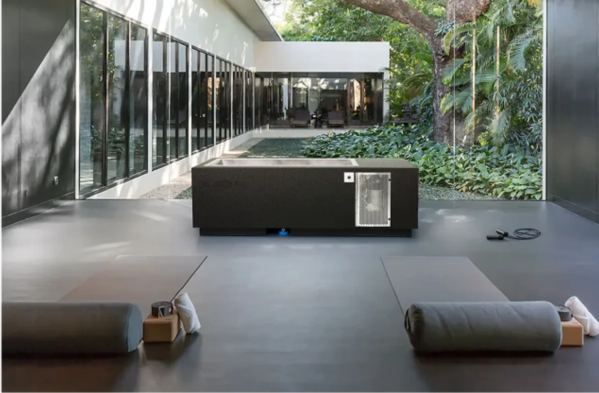 BlueCube cold plunge